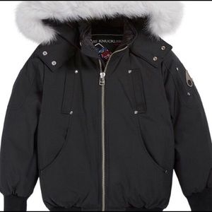 Black moose knuckles sterling parka